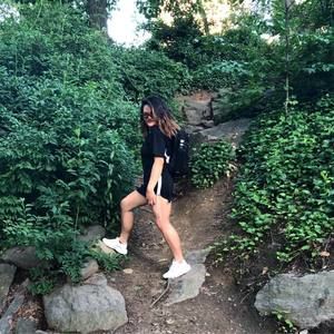 Meet your Posher, Charmic lynne